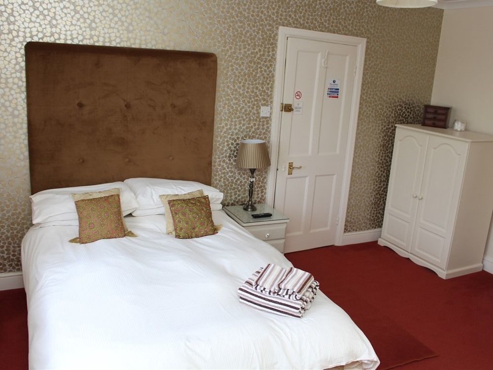 Laurels Guesthouse ウィットニー エクステリア 写真